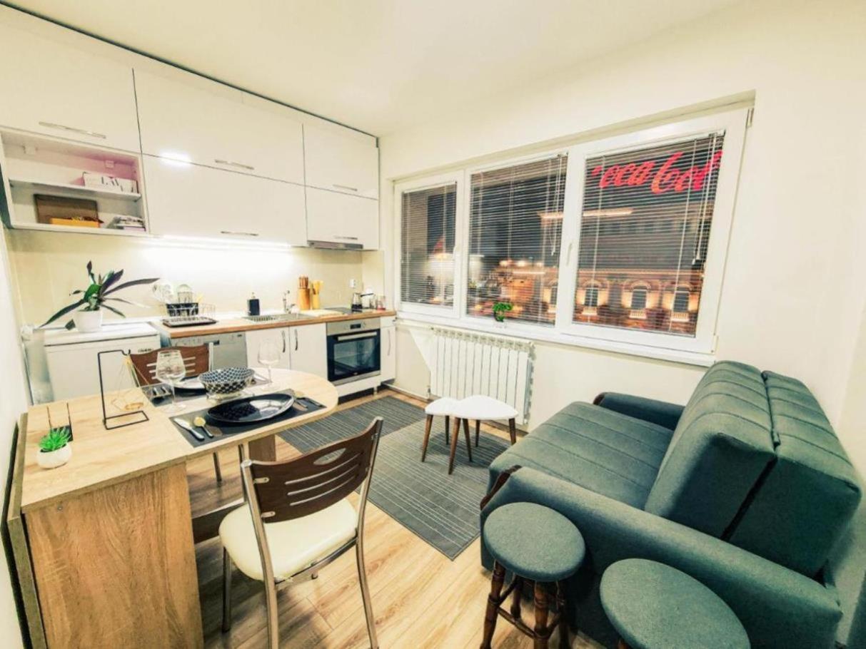 Rooftop Apartment At Mainsquare สโกเปีย ภายนอก รูปภาพ