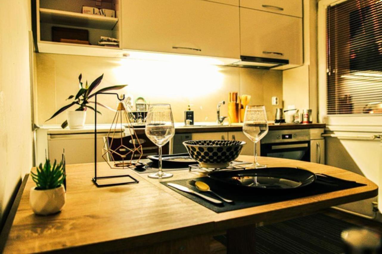 Rooftop Apartment At Mainsquare สโกเปีย ภายนอก รูปภาพ