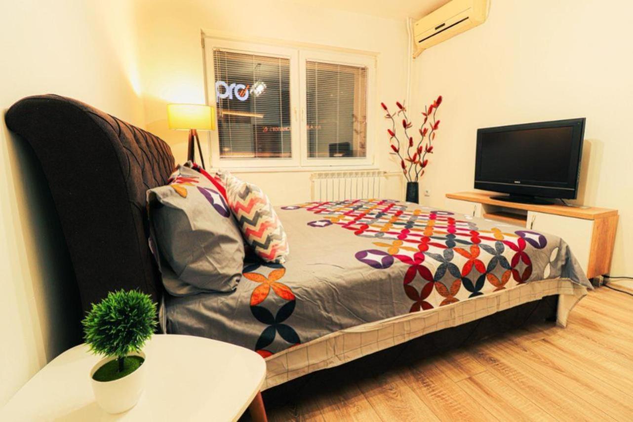 Rooftop Apartment At Mainsquare สโกเปีย ภายนอก รูปภาพ