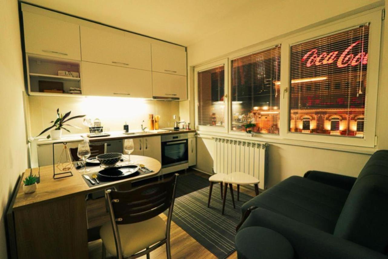 Rooftop Apartment At Mainsquare สโกเปีย ภายนอก รูปภาพ